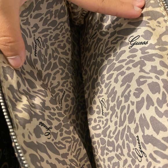 Brown Guess Bag - Picture 5 of 6